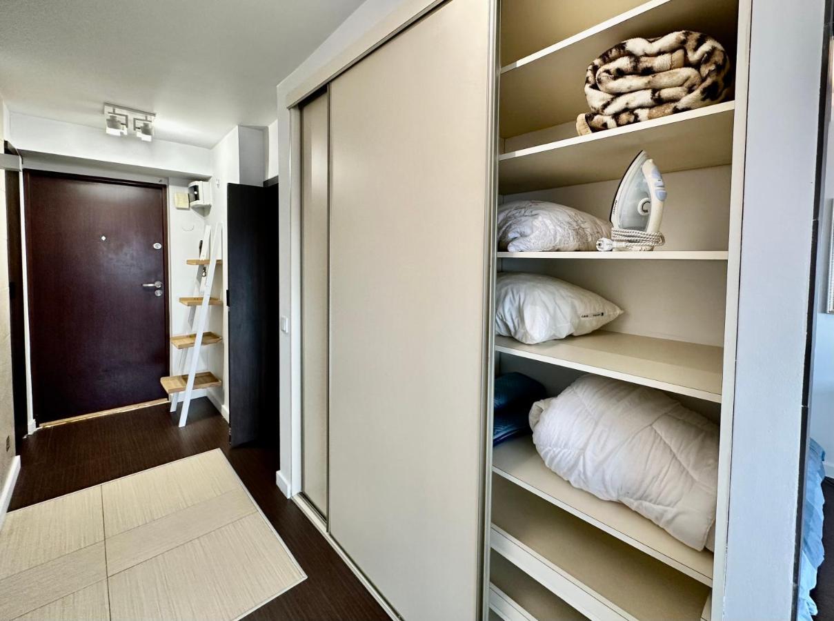 Top Metro X2 Fast Wifi 400 Mbs 70'Tv Netflix Hbo Max Appletv+ Disney+ Warschau Buitenkant foto