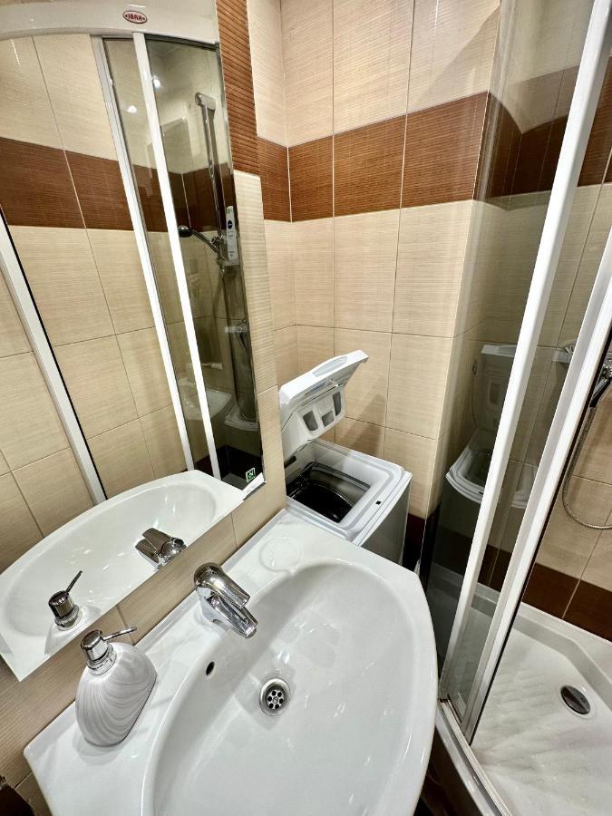Top Metro X2 Fast Wifi 400 Mbs 70'Tv Netflix Hbo Max Appletv+ Disney+ Warschau Buitenkant foto