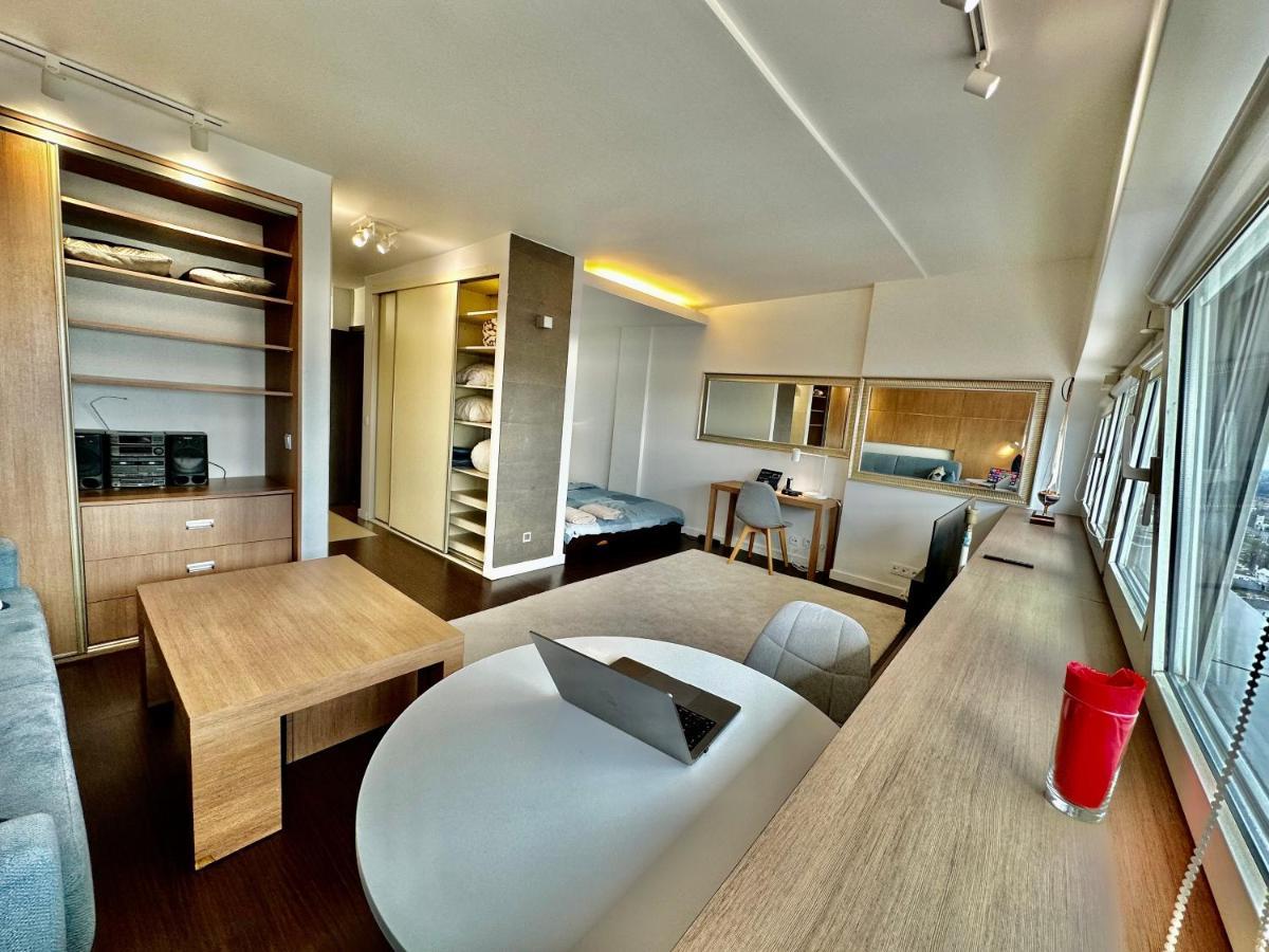 Top Metro X2 Fast Wifi 400 Mbs 70'Tv Netflix Hbo Max Appletv+ Disney+ Warschau Buitenkant foto